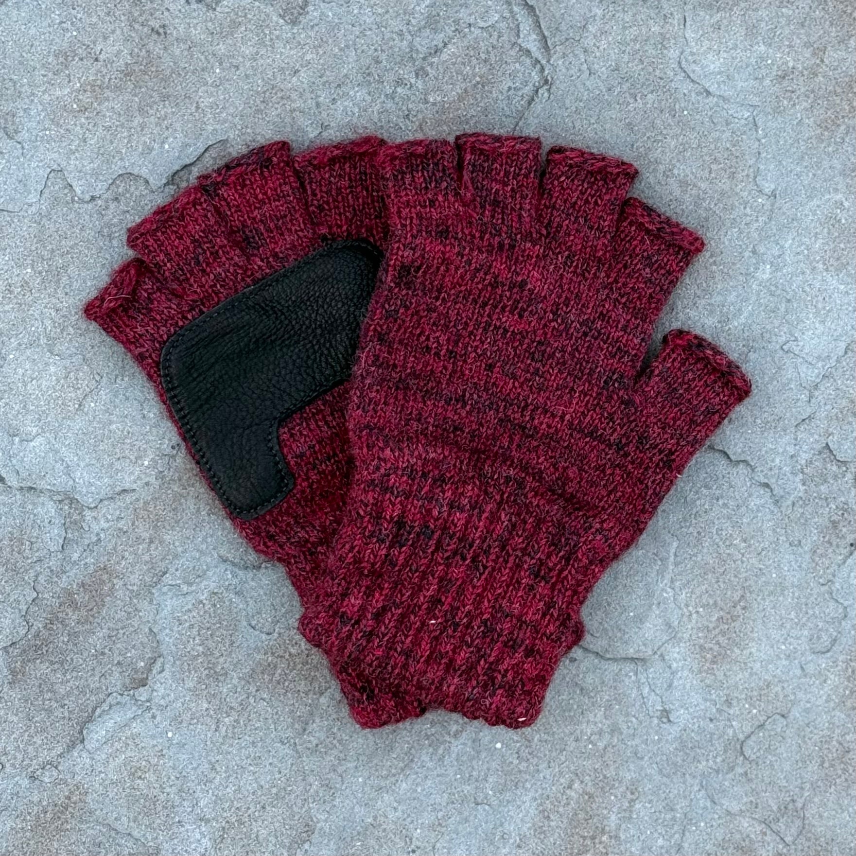 Fingerless Glove w/ Deer Skin - Red Black Tweed w/Black