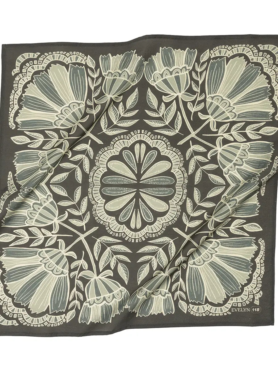 No. 118 Evelyn Bandana