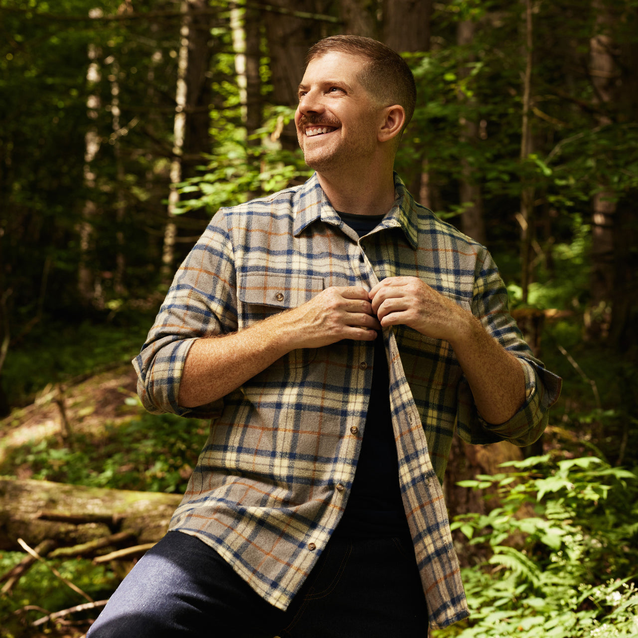 ANDREW_LOOK_02_029.jpg__PID:68c6a2db-37ee-44d3-9dd9-3390fc4a04d4