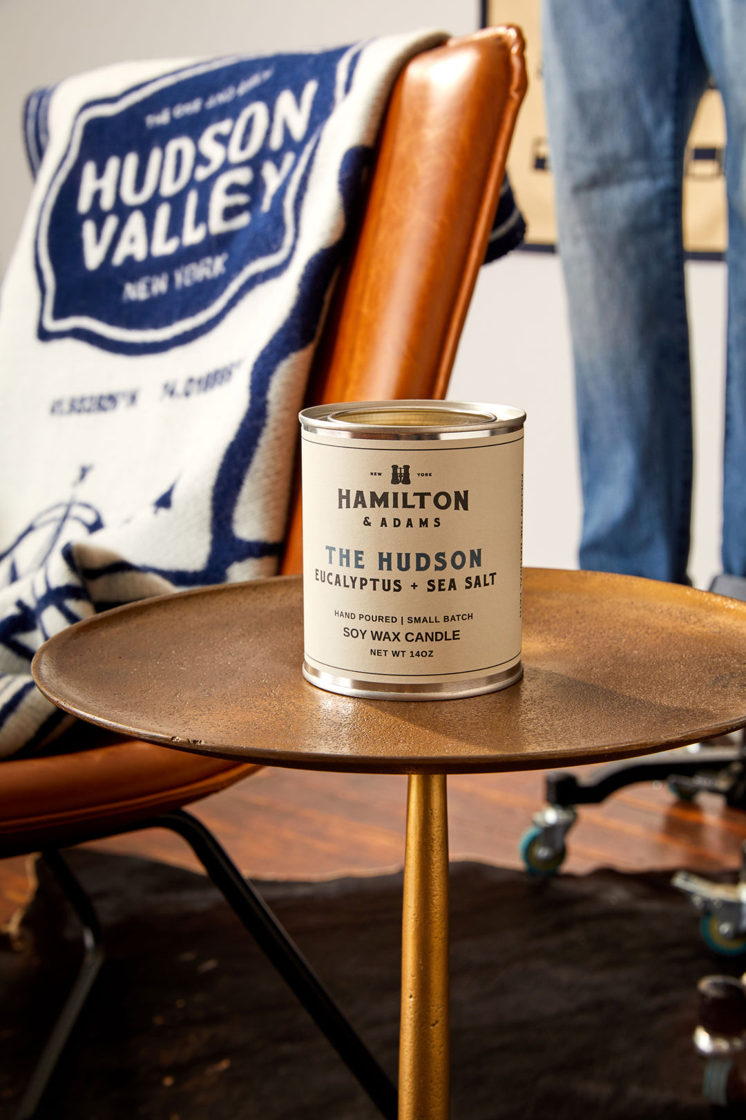 The Hudson Candle No. 1609