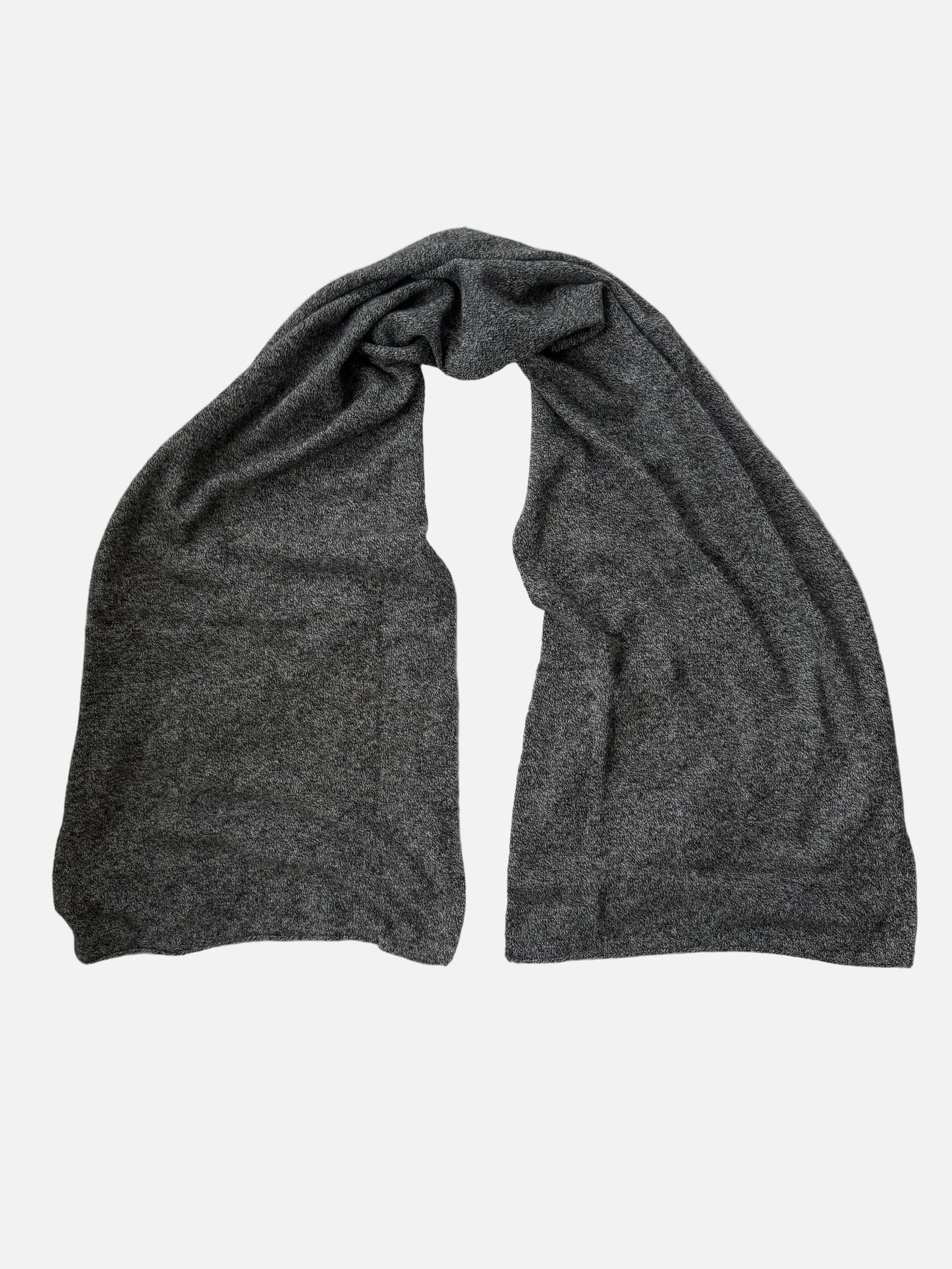 The Overlook Cashmere Scarf - Gray Black