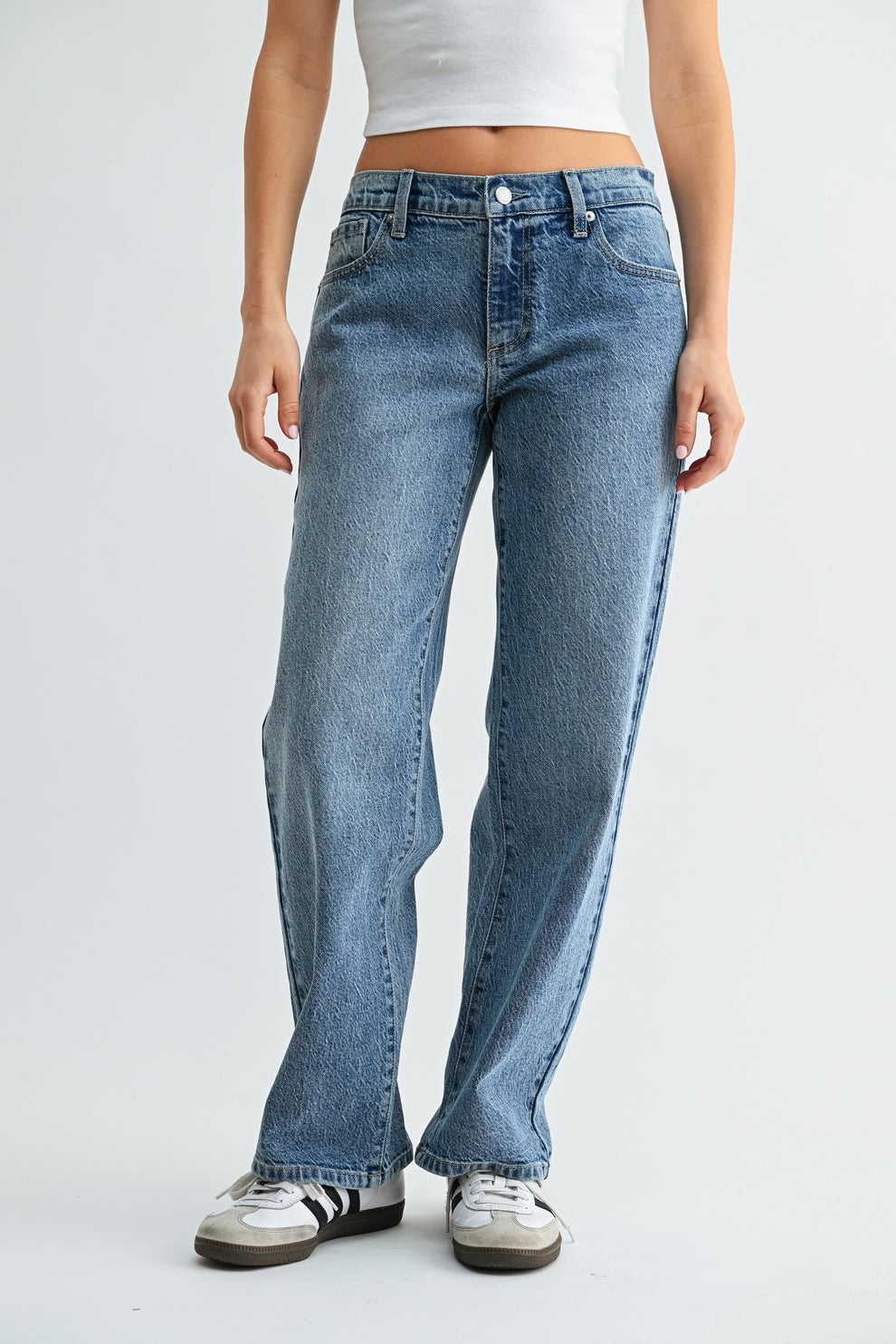 The Low Rise Vintage Straight Jean - JP417 - Medium Denim