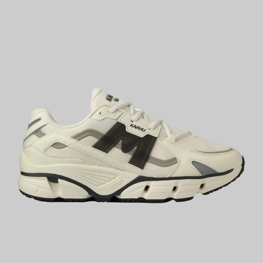 Super Fulcrum Sneaker - Vanilla Ice/Black