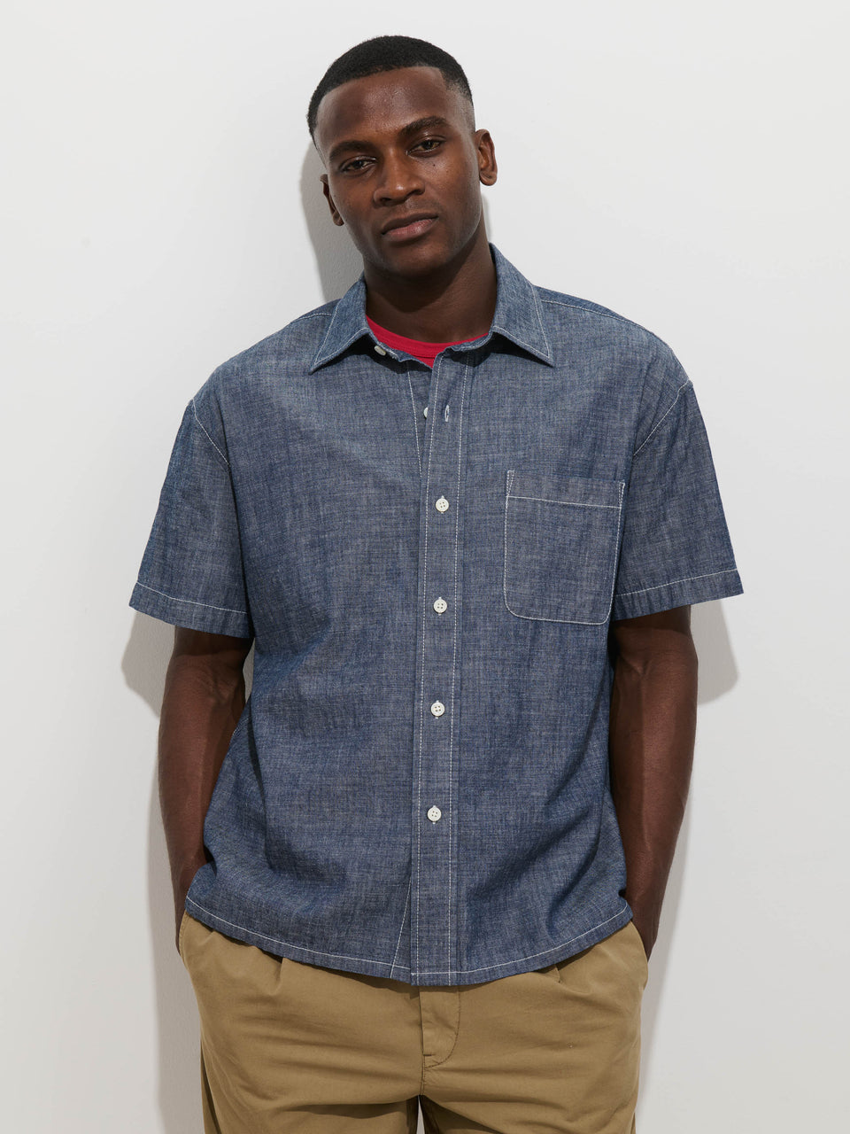 Franklin Short Sleeve Shirt in Chambray - Medium Wash