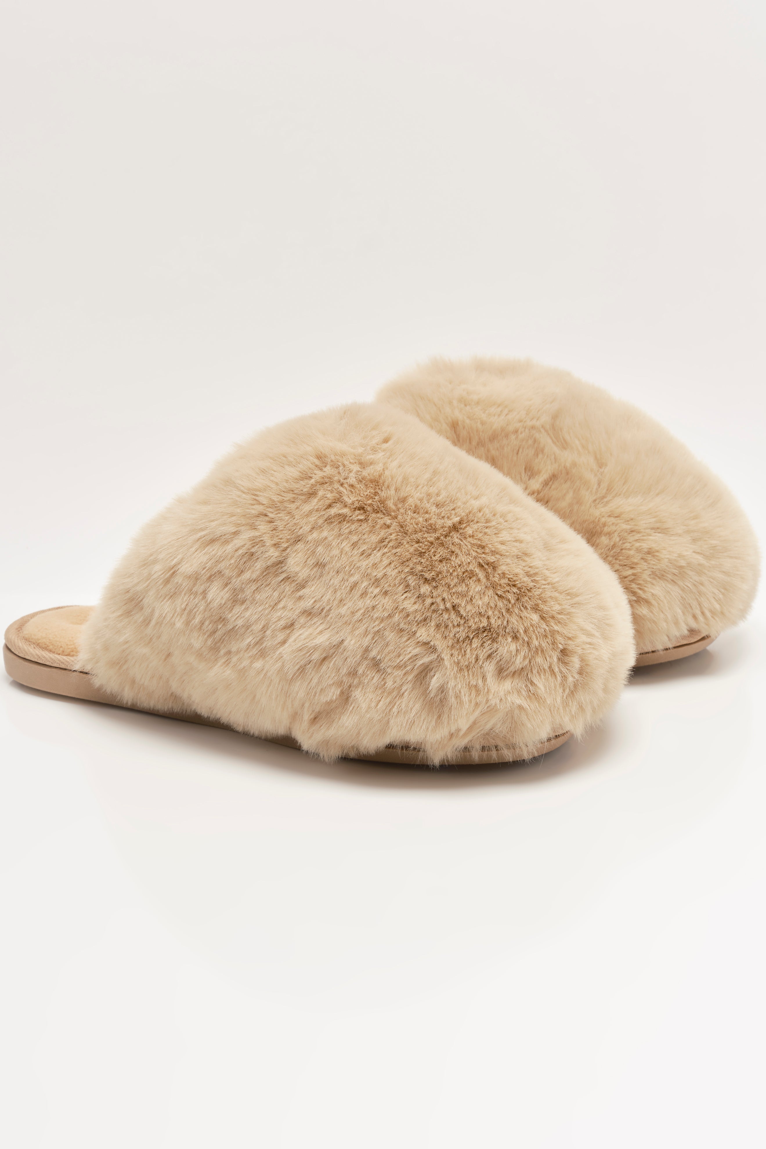 Snowball Slipper in Taupe Faux Fur