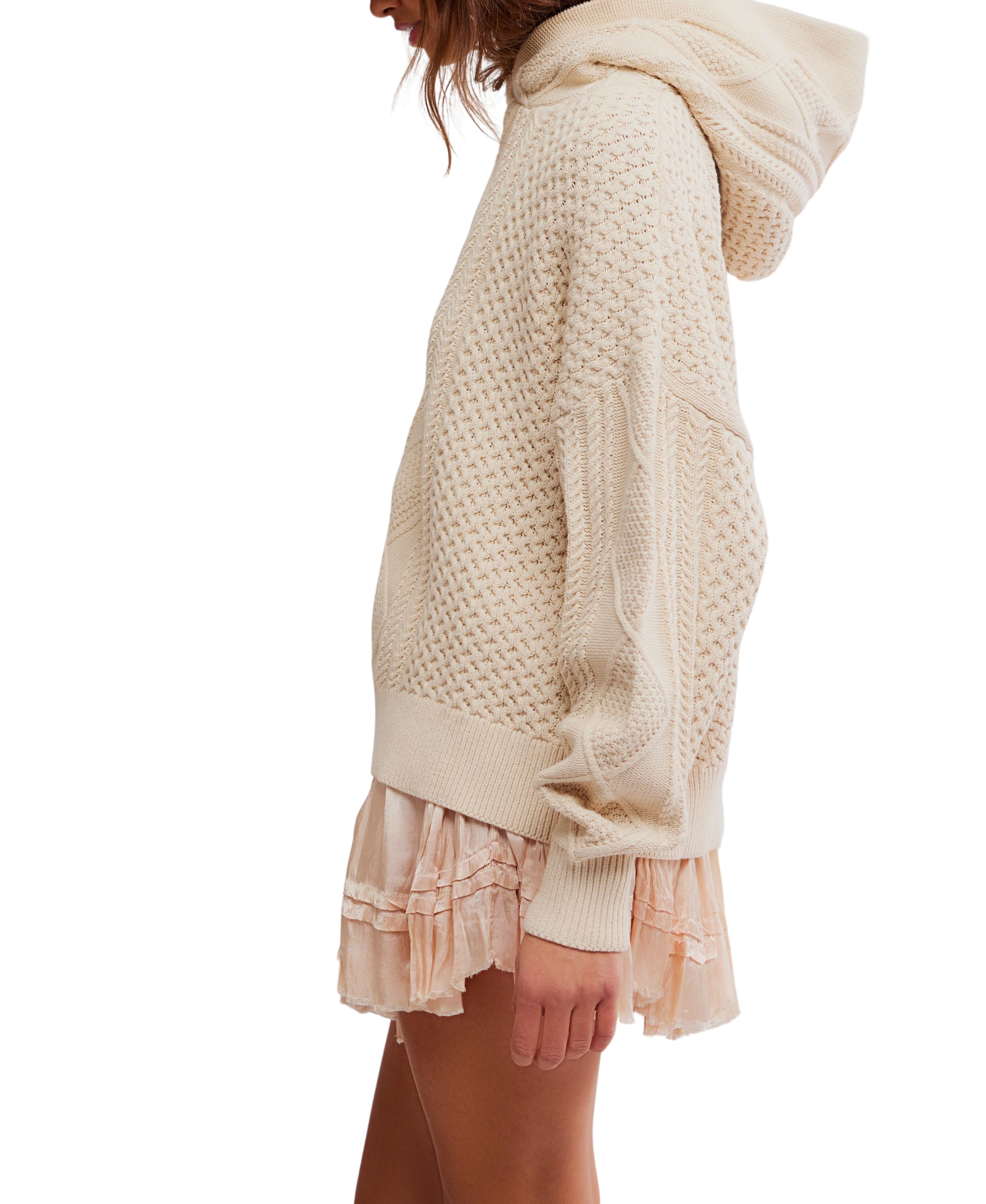 Explorer Cable Hoodie in Macadamia