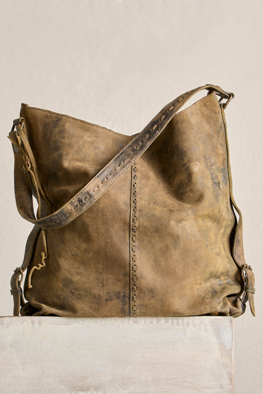 We The Free Dallas Distressed Leather Bag - Sandblasted Khaki