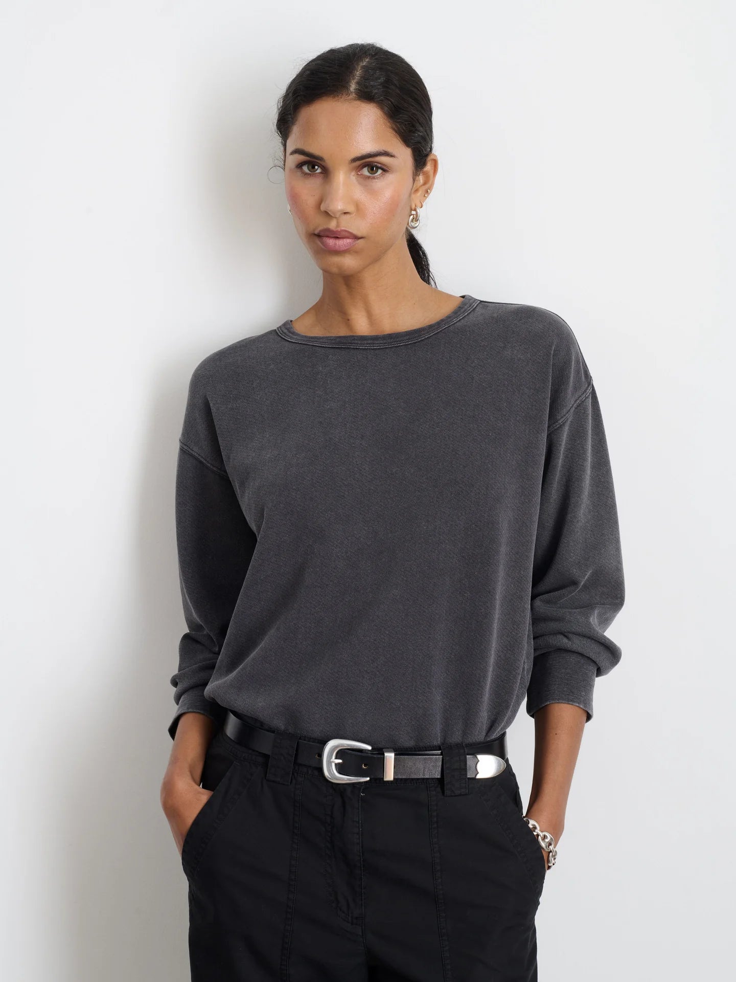 Frankie Sweatshirt in Vintage Wash- Washed Black