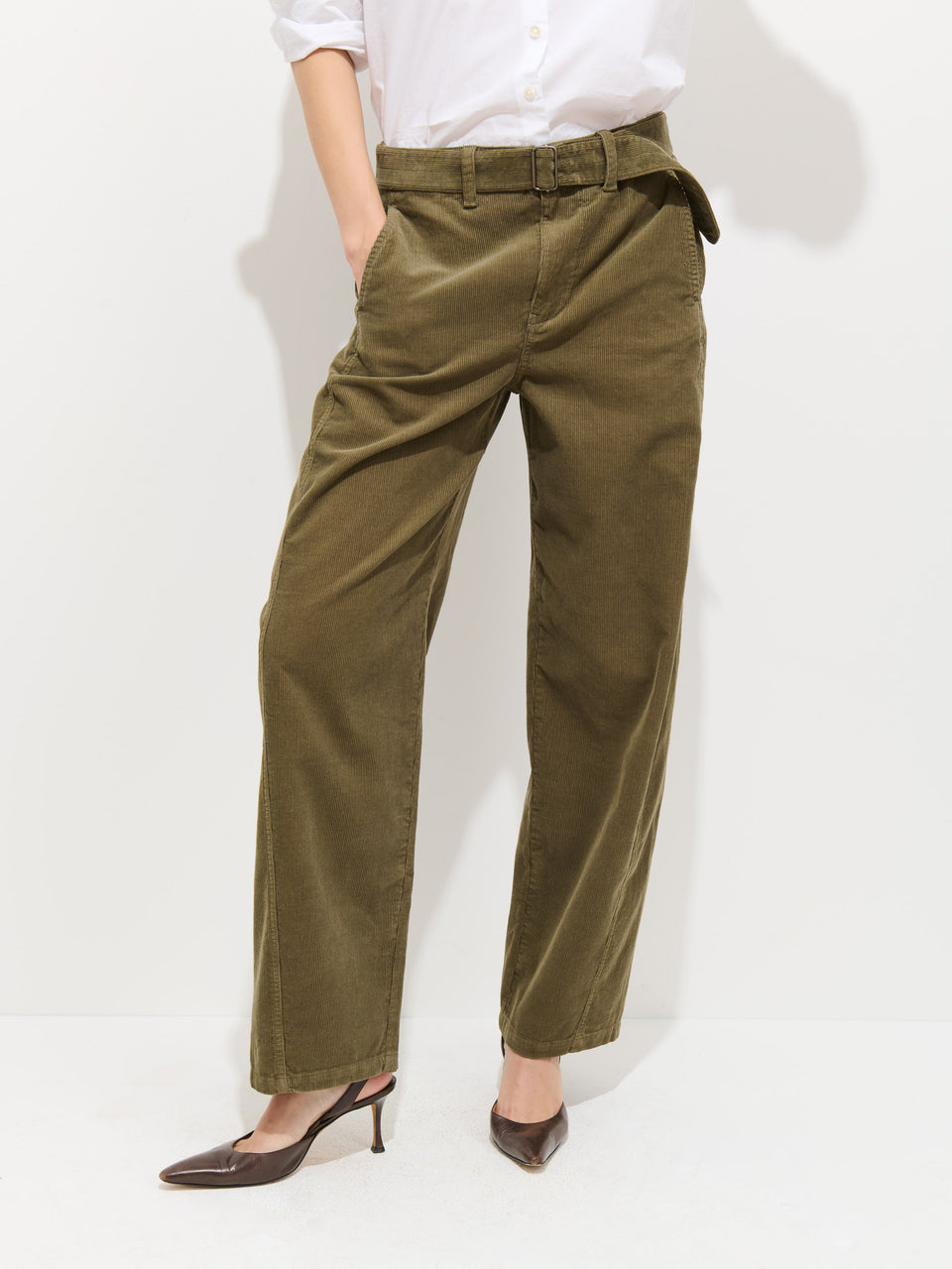 9th Street Pant in Cord - Dried Basil