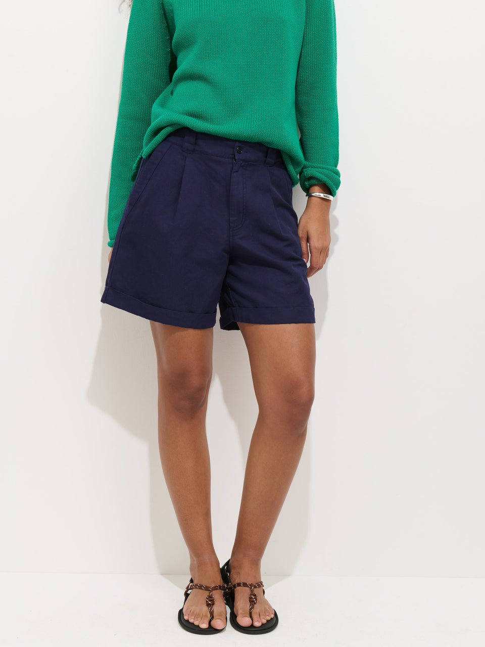 Lucie Short in Linen Cotton - Navy Night