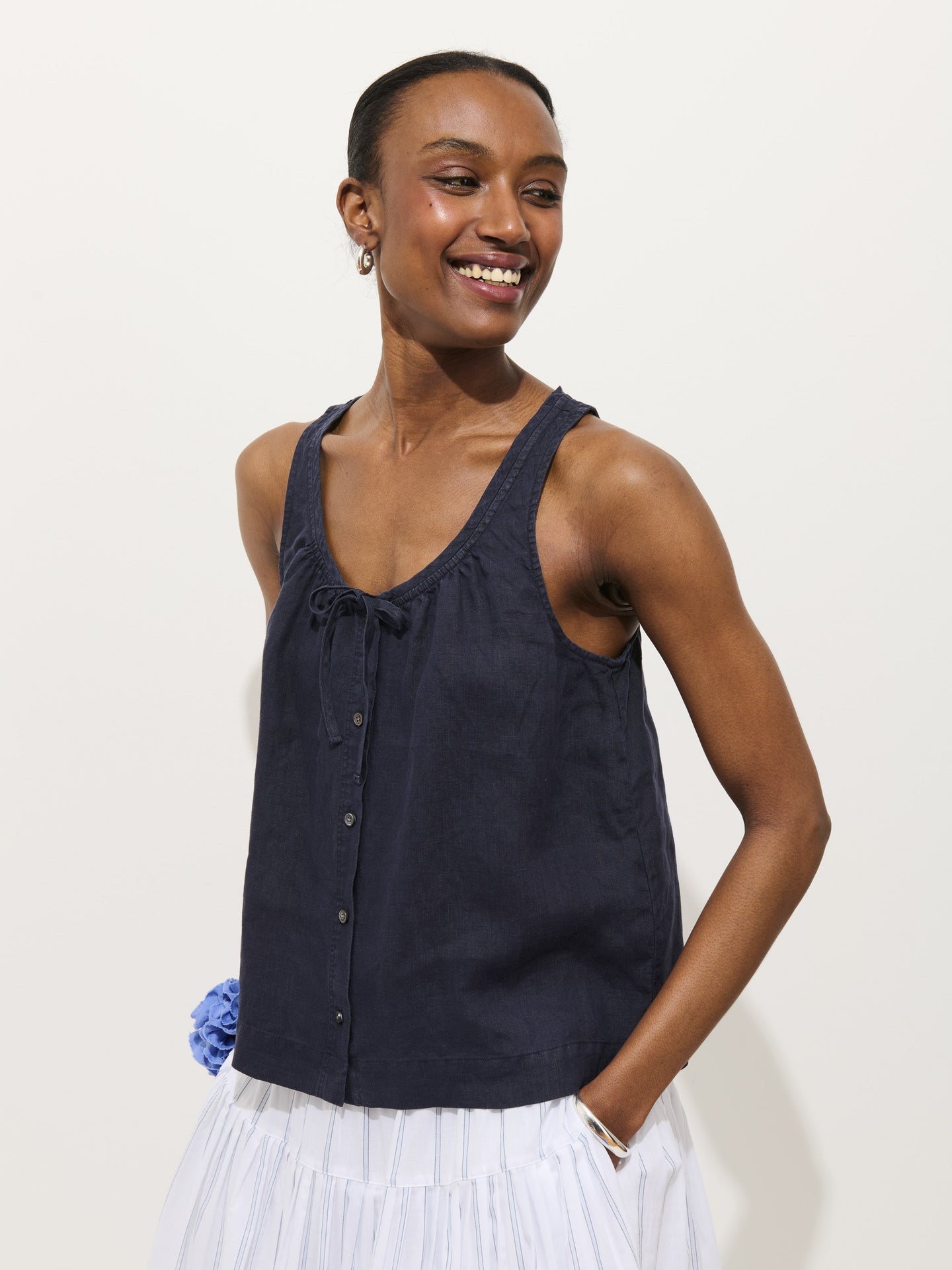 Sidney Tank in Linen - Dark Navy