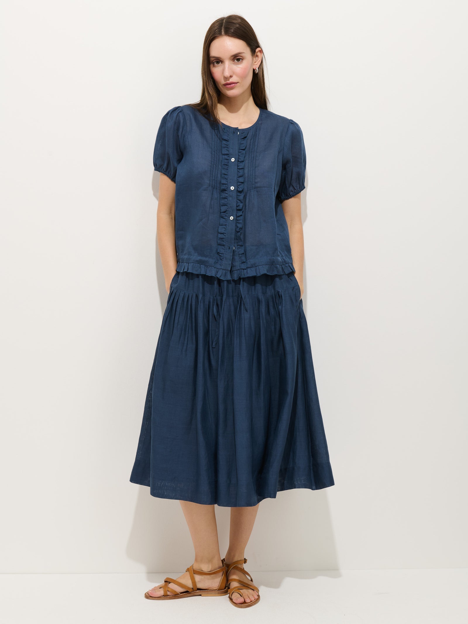 Brittany Skirt in Ramie - Navy