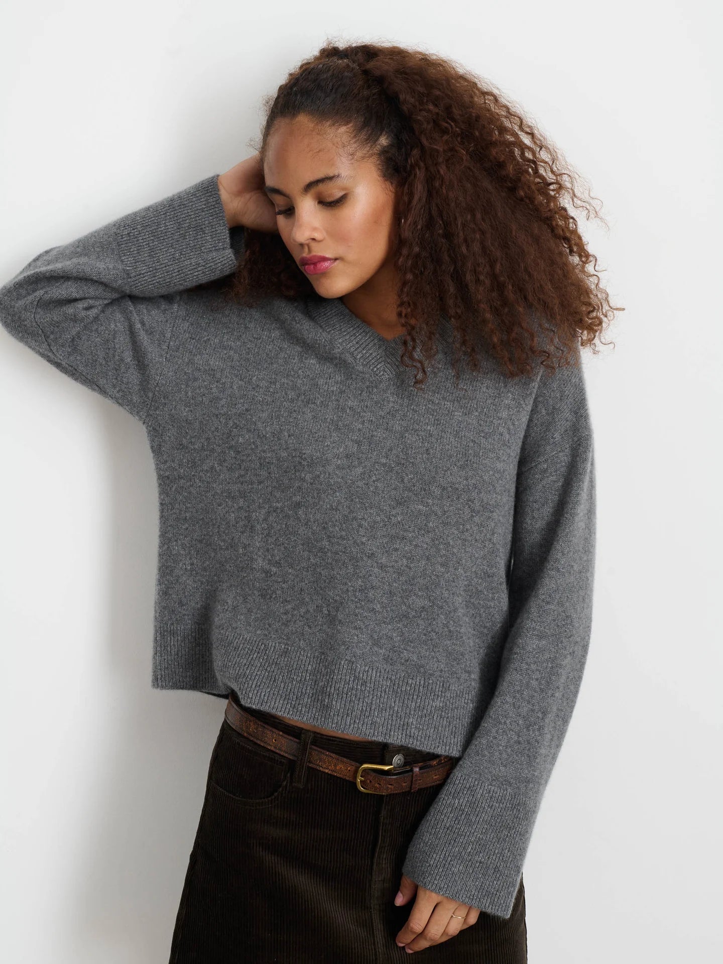 Rowan V Neck Sweater in Cashmere