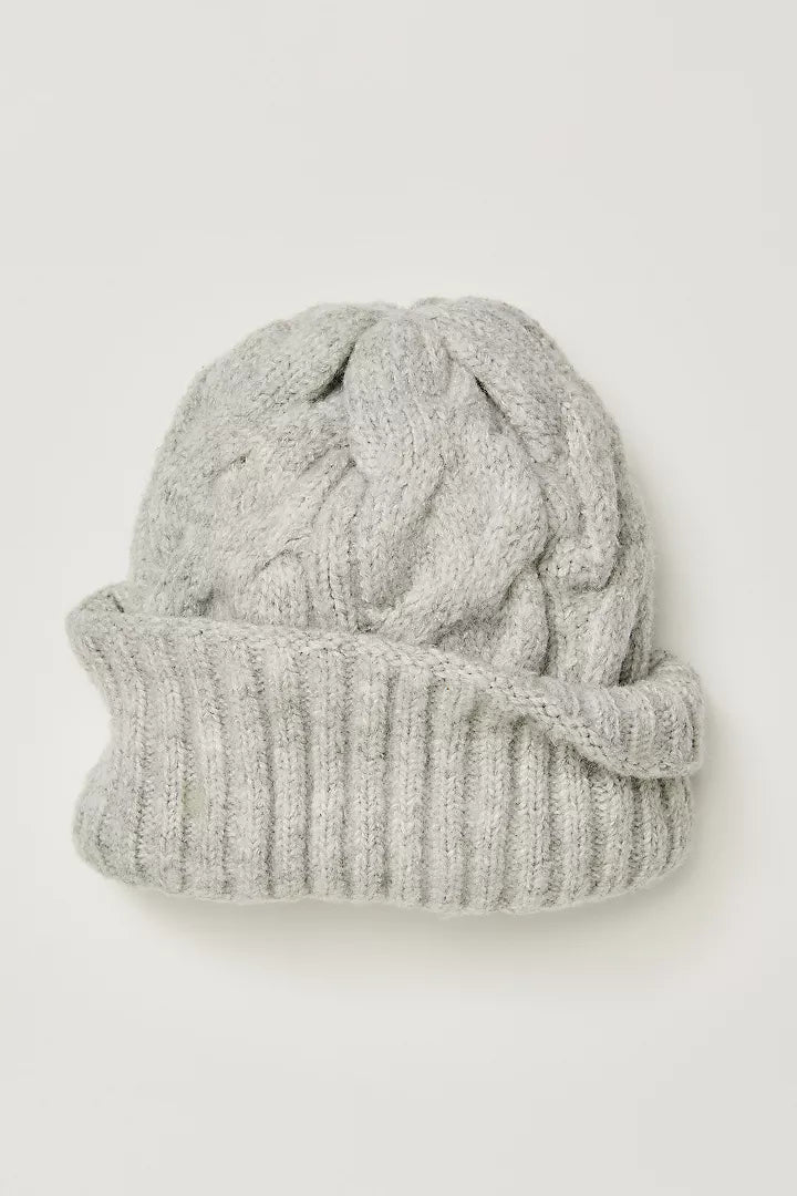Coast Line Beanie in Grey
