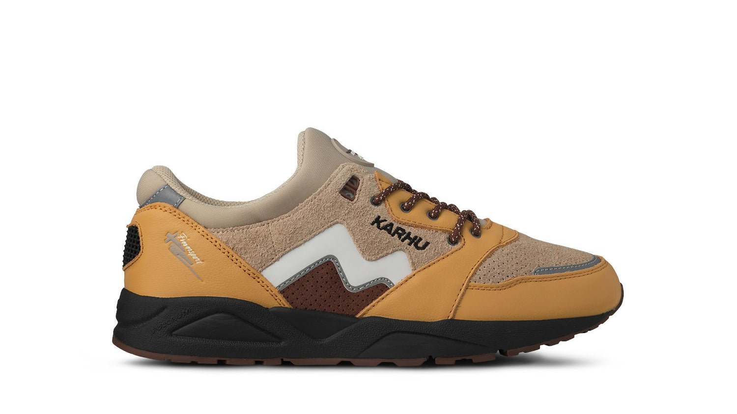 aria 95 lily white/bayou Karhu Aria 95 Oak Buff/ White US 9.5